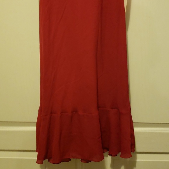 Red dress - Picture 4 of 4